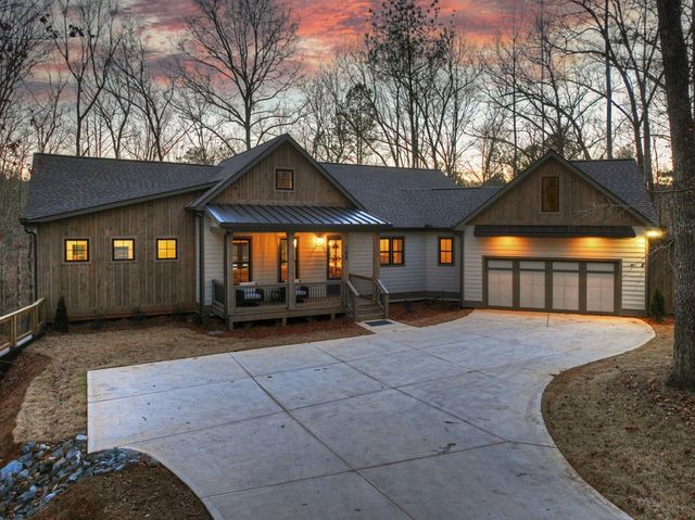 158 Tree Line Lane, Ellijay, GA 30536