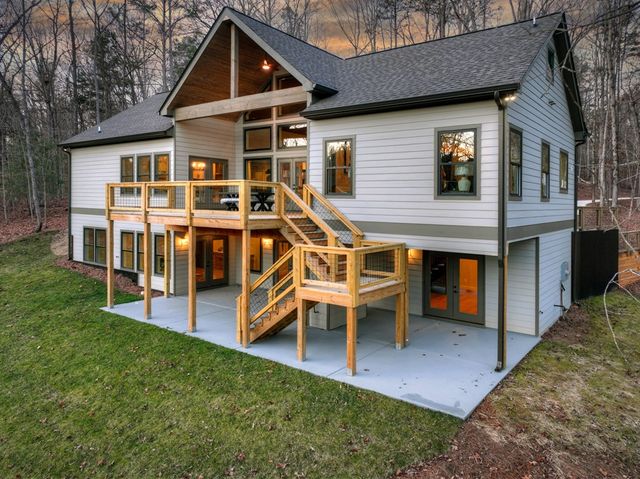 158 Tree Line Lane, Ellijay, GA 30536