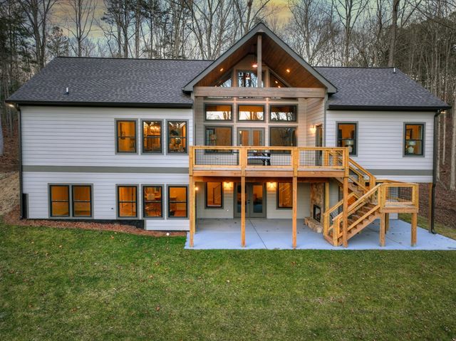 158 Tree Line Lane, Ellijay, GA 30536