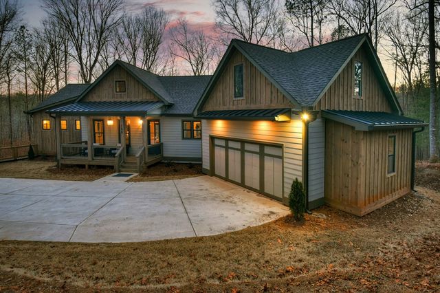 158 Tree Line Lane, Ellijay, GA 30536