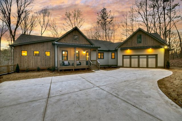 158 Tree Line Lane, Ellijay, GA 30536