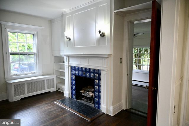 30 BEDFORD CT, Wilmington, DE 19805