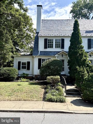 30 BEDFORD CT, Wilmington, DE 19805