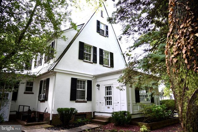 30 BEDFORD CT, Wilmington, DE 19805