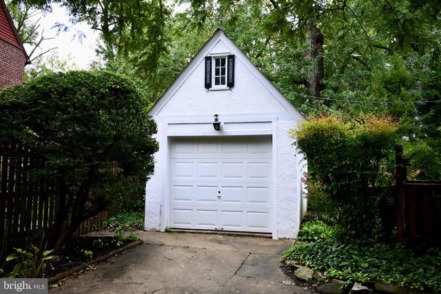 30 BEDFORD CT, Wilmington, DE 19805