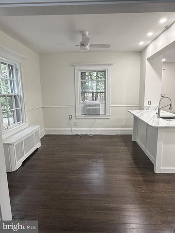 30 BEDFORD CT, Wilmington, DE 19805