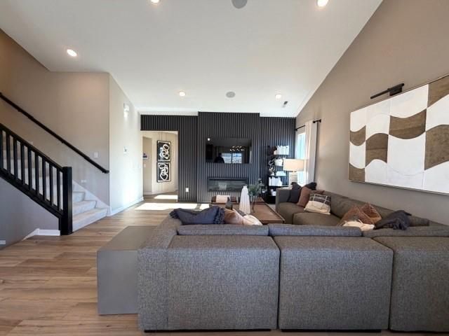 1649 Lund Way, Shakopee, MN 55379