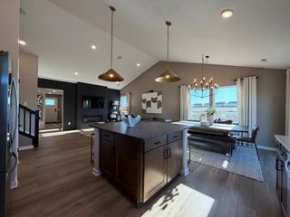 1649 Lund Way, Shakopee, MN 55379