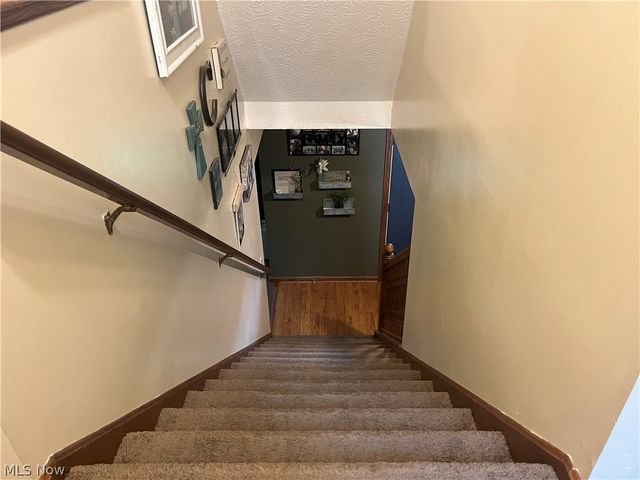 1158 Stonecrest Drive, Tallmadge, OH 44278