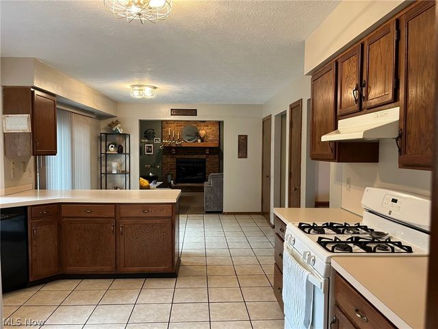 1158 Stonecrest Drive, Tallmadge, OH 44278