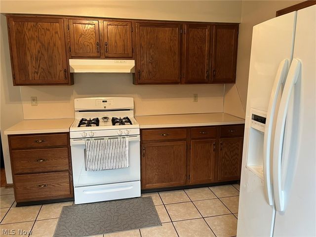1158 Stonecrest Drive, Tallmadge, OH 44278