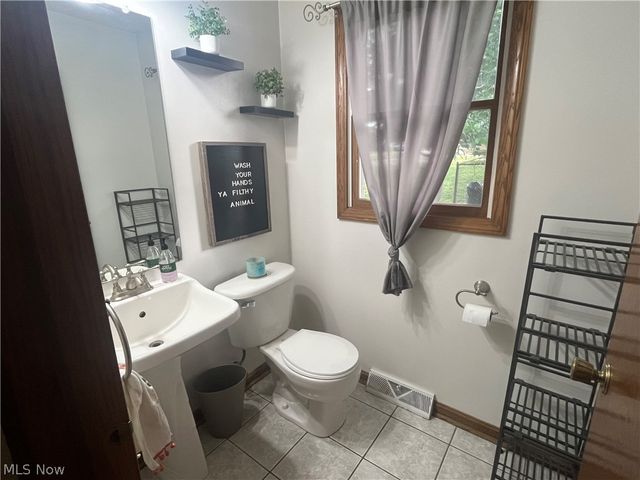 1158 Stonecrest Drive, Tallmadge, OH 44278
