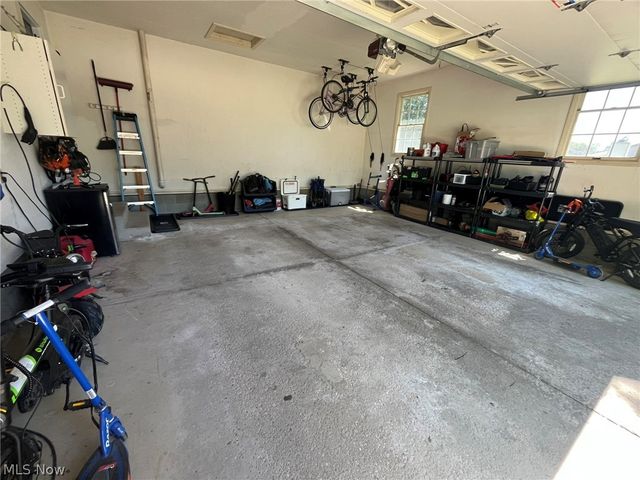 1158 Stonecrest Drive, Tallmadge, OH 44278
