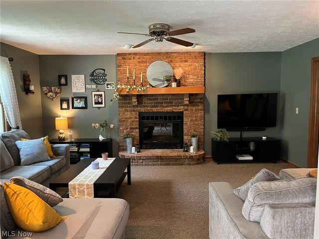 1158 Stonecrest Drive, Tallmadge, OH 44278