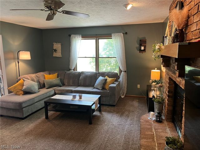 1158 Stonecrest Drive, Tallmadge, OH 44278