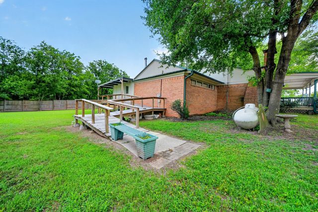 111 Vz County Road 2806, Mabank, TX 75147