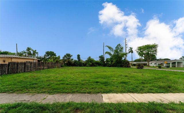 3644 SW 21st Street, Fort Lauderdale, FL 33312