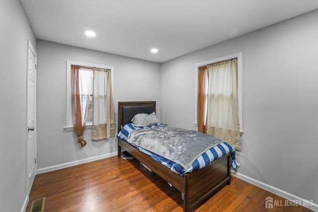 639 Parkview Avenue, North Plainfield, NJ 07063