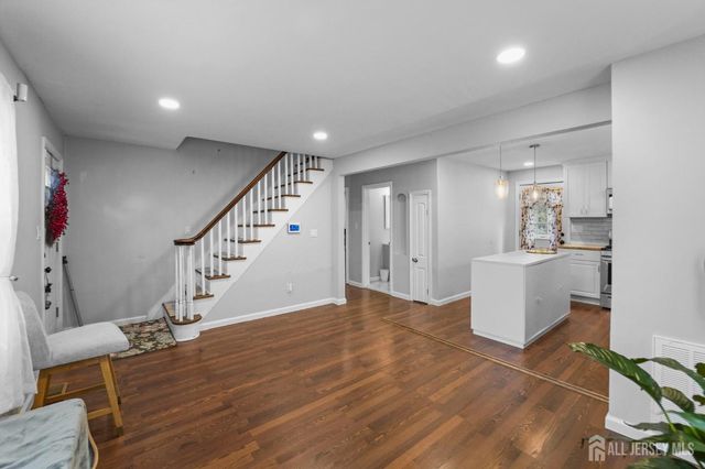 639 Parkview Avenue, North Plainfield, NJ 07063