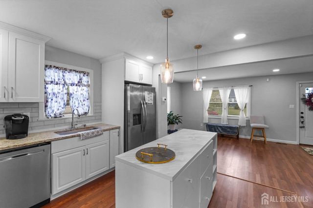 639 Parkview Avenue, North Plainfield, NJ 07063