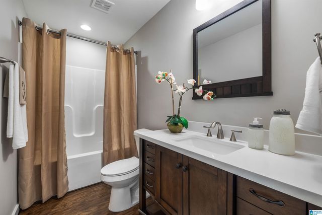 244 MABELON COURT, Hueytown, AL 35023