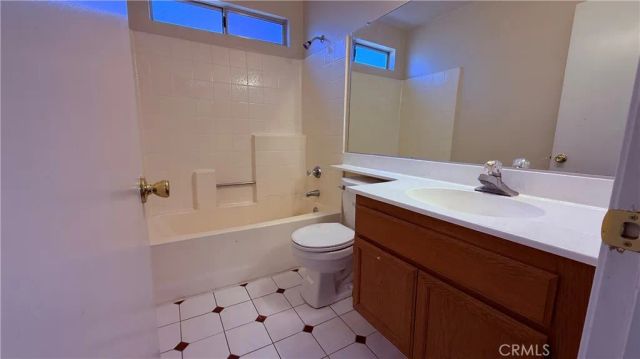 12404 Mammoth Drive, Victorville, CA 92392