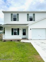 217 Winners Circle, Jacksonville, NC 28546