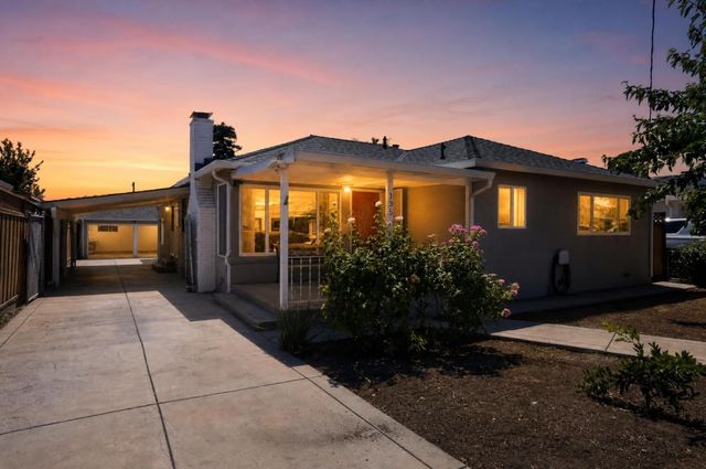 135 N Claremont Avenue, San Jose, CA 95127