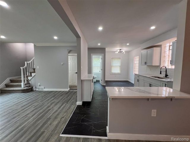 18603 Roselawn Street, Detroit, MI 48221