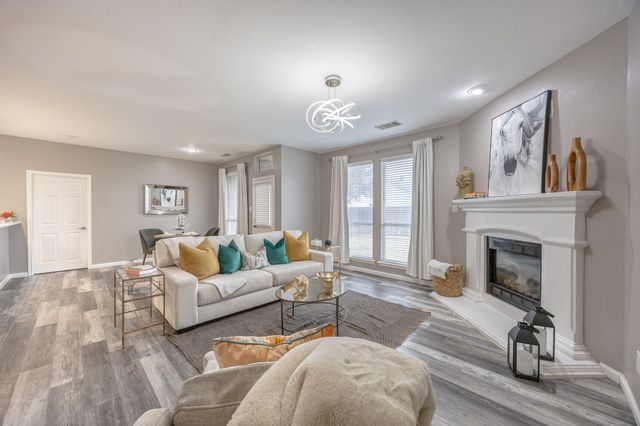 6428 Alexandra Meadows Drive, Fort Worth, TX 76131