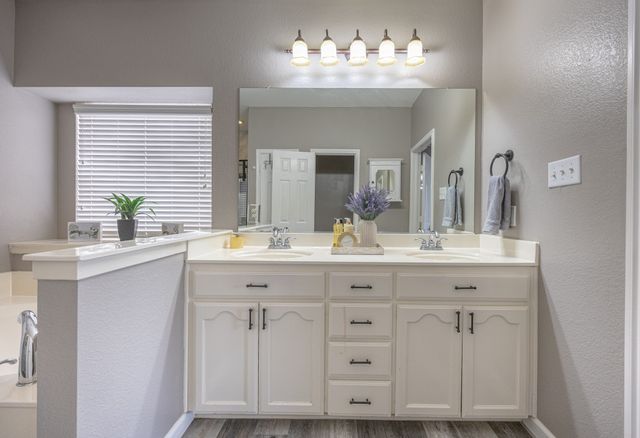 6428 Alexandra Meadows Drive, Fort Worth, TX 76131