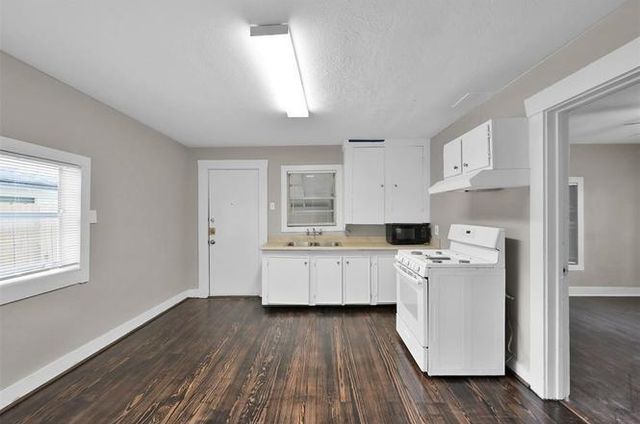 4208 Delhi Street, Houston, TX 77022