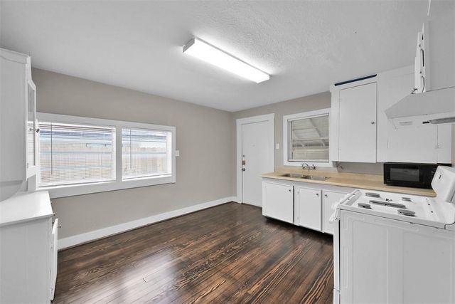 4208 Delhi Street, Houston, TX 77022