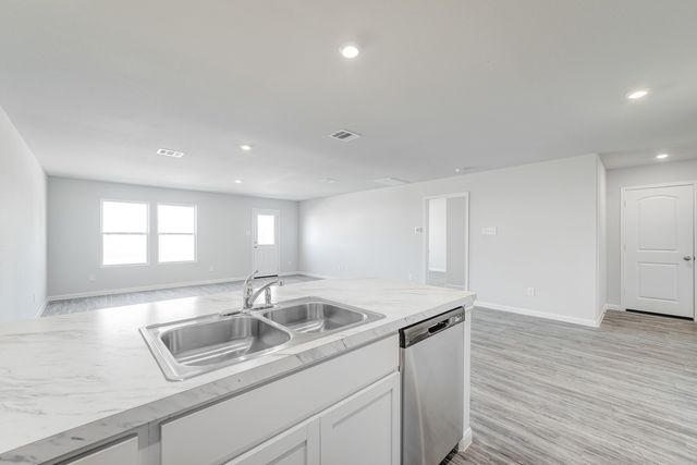 837 Eagles Nest Drive, Cleburne, TX 76031