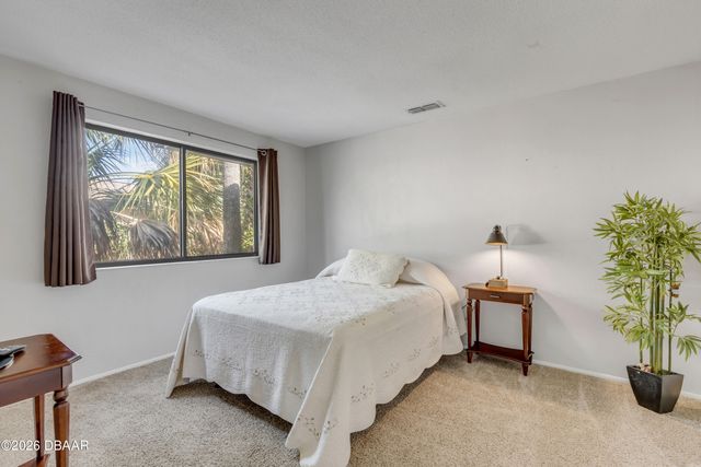 47 Crooked Pine Road, Port Orange, FL 32128