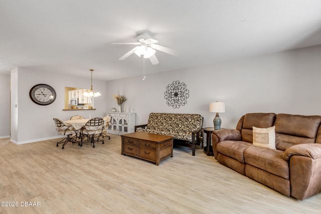 47 Crooked Pine Road, Port Orange, FL 32128