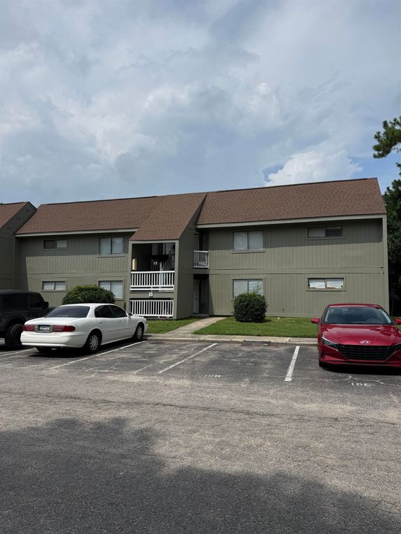 2000 Greens Blvd Apt 9D, Myrtle Beach, SC 29577