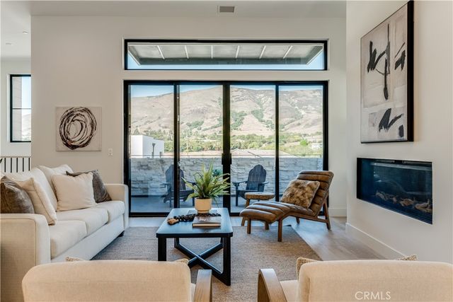 1451 Hansen Lane, San Luis Obispo, CA 93401