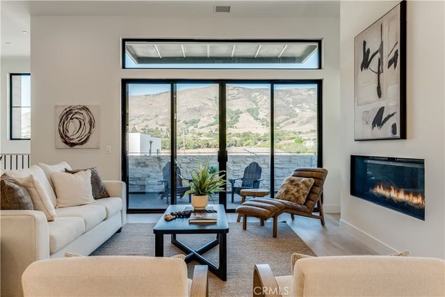 1451 Hansen Lane, San Luis Obispo, CA 93401