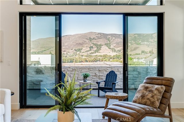 1451 Hansen Lane, San Luis Obispo, CA 93401