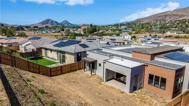 1451 Hansen Lane, San Luis Obispo, CA 93401