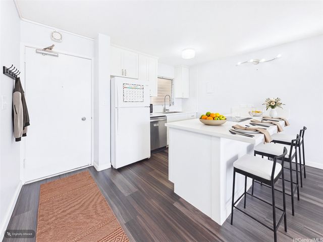 98-715 Iho Place 4902, Aiea, HI 96701