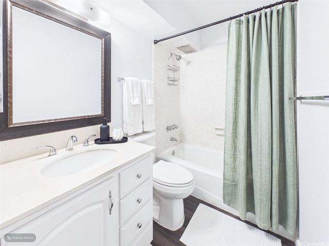 98-715 Iho Place 4902, Aiea, HI 96701
