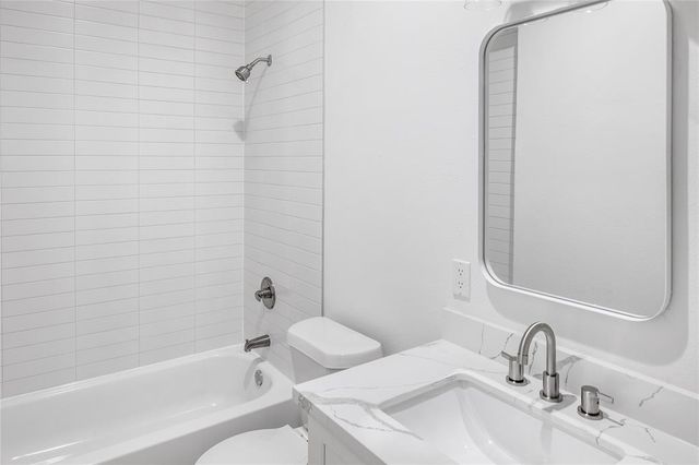 702 40th Street, Galveston, TX 77550