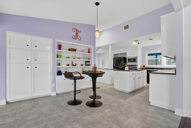 335 Veramendi ST, San Marcos, TX 78666