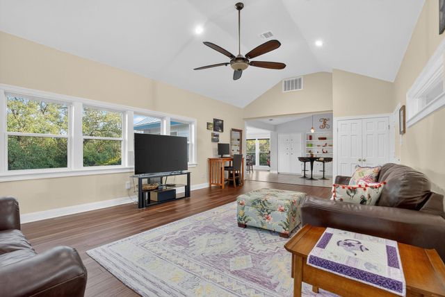335 Veramendi ST, San Marcos, TX 78666