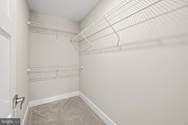 82 SHENANDOAH RIVER DR, Harpers Ferry, WV 25425