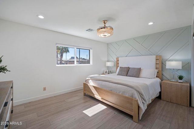 8314 E MARIPOSA Drive, Scottsdale, AZ 85251