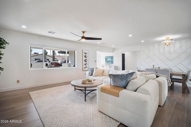 8314 E MARIPOSA Drive, Scottsdale, AZ 85251