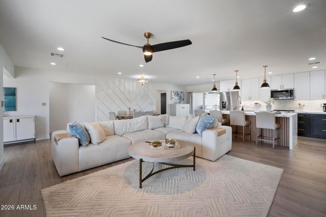 8314 E MARIPOSA Drive, Scottsdale, AZ 85251